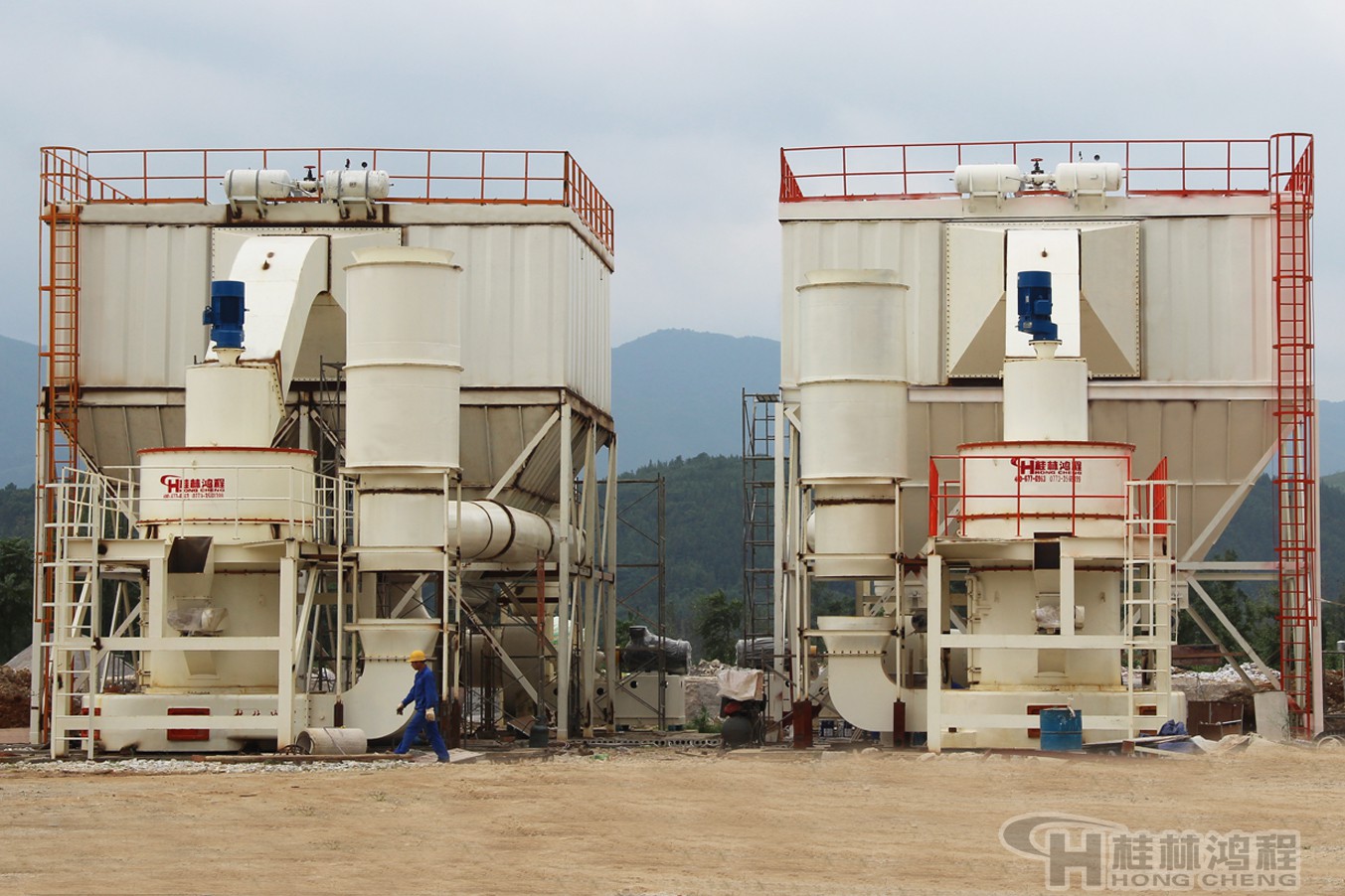 石墨電極磨粉機推薦:HC大型擺式磨粉機 石墨電極磨粉機推薦:HC大型擺式磨粉機